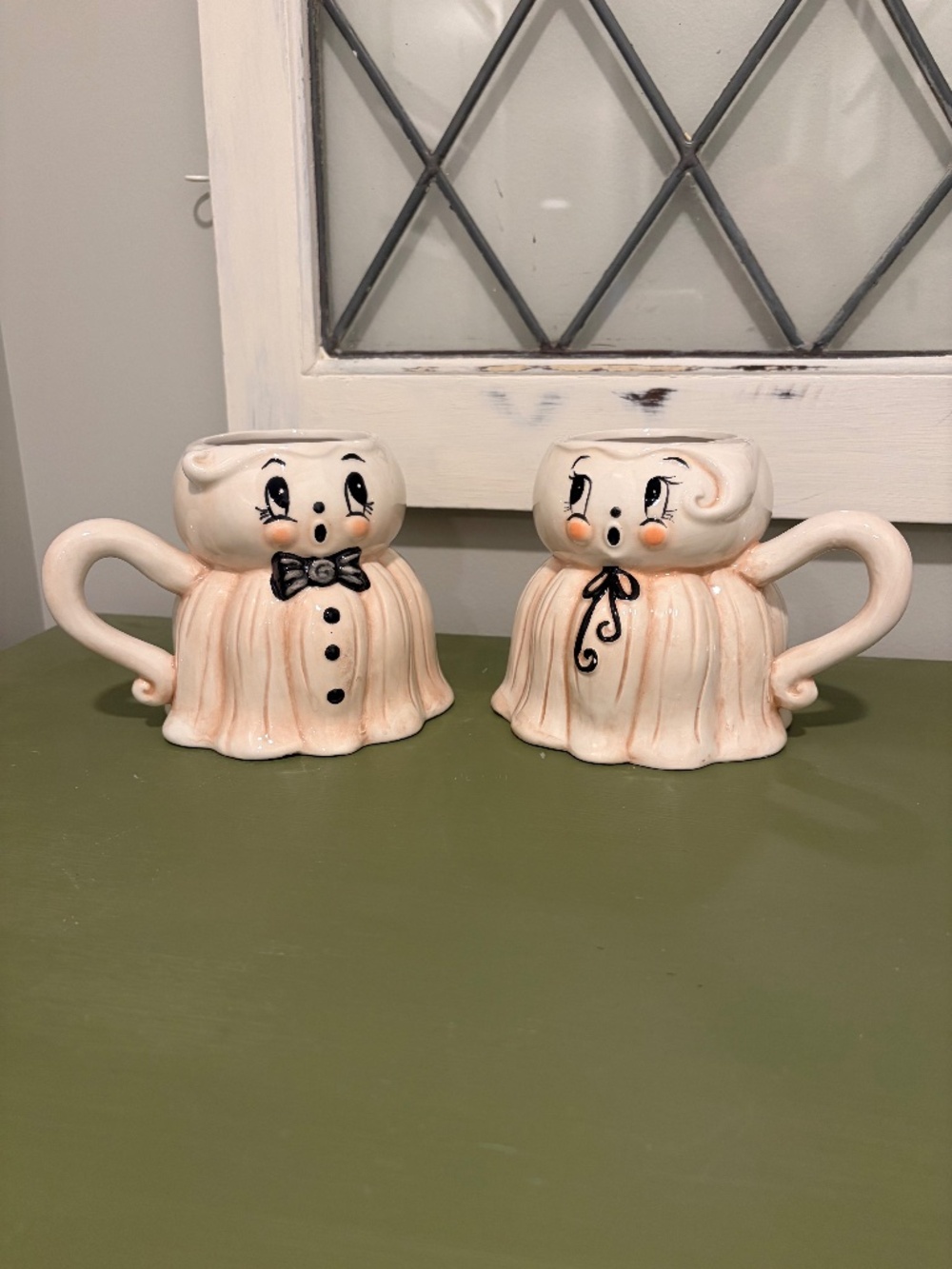 Mr. & Mrs. Kooky Spooky ghost mugs Johanna Parker NWT tiktok viral pumpkin peep